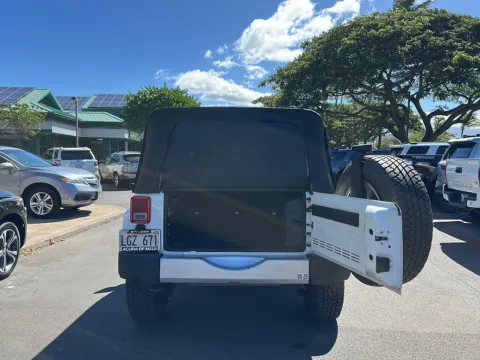 More photos of 2014 Jeep Wrangler Unlimited Sahara at Acura of Maui, HI