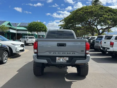 More photos of 2019 Toyota Tacoma SR5 at Acura of Maui, HI