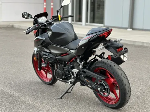 More photos of 2024 Kawasaki Z500 SE ABS at Strictly Powersports, CO