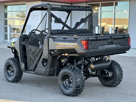 More photos of 2026 Polaris Ranger 1000 EPS at Strictly Powersports, CO