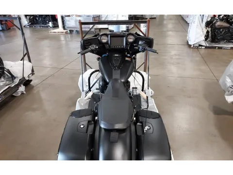 More photos of 2024 Indian Chieftain Dark Horse with PowerBand Audio Package at Strictly Powersports, CO