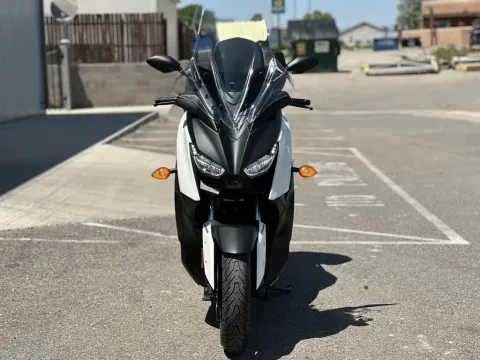 Photos of 2018 Yamaha XMAX for sale in Pueblo West, CO at Strictly Powersports