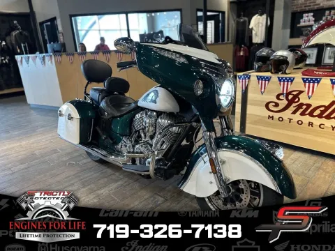 Unknown 2020 Indian Motorcycle Chieftain® Classic Icon Series Metallic Jade/Pearl White for sale in Pueblo West, CO