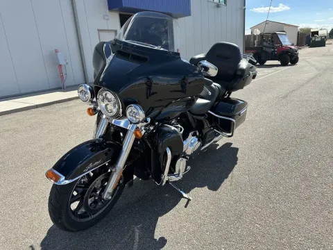 More photos of 2019 Harley-Davidson FLHTK - Ultra Limited at Strictly Powersports, CO