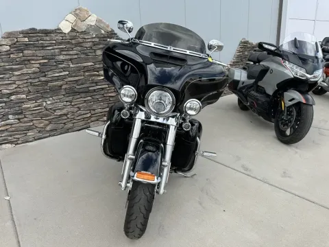 Photos of 2017 Harley-Davidson FLHTK - Ultra Limited for sale in Pueblo West, CO at Strictly Powersports