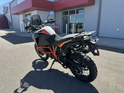 More photos of 2020 KTM 1290 Super Adventure R at Strictly Powersports, CO