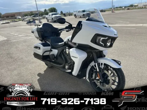 Black 2025 Indian Motorcycle Pursuit® Dark Horse® 112 w/PowerBand Audio Ghost White Metallic Crystal wit Ghost White Metallic Crystal with Black Vivid for sale in Pueblo West, CO