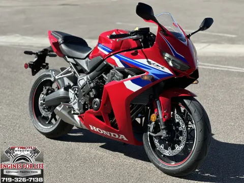 Red 2025 Honda CBR650R E-Clutch for sale in Pueblo West, CO