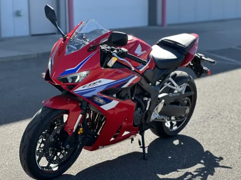 Another view of 2025 Honda CBR650R E-Clutch for sale in Pueblo West, CO at Strictly Powersports