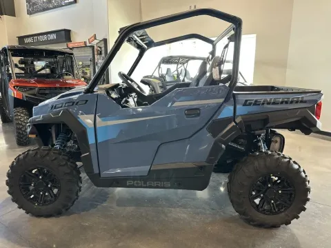More photos of 2025 Polaris General 1000 Premium at Strictly Powersports, CO