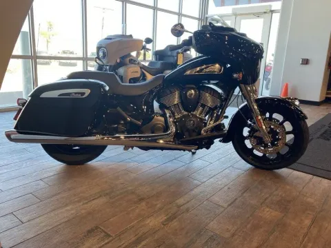 Photos of 2024 Indian Motorcycle Chieftain® Black Metallic for sale in Pueblo West, CO at Strictly Powersports