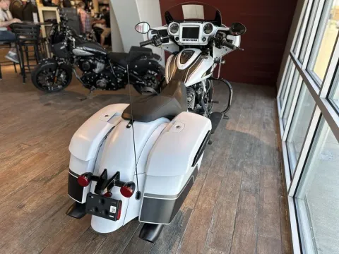More photos of 2024 Indian Motorcycle Chieftain® Dark Horse® Ghost White Metallic Smoke at Strictly Powersports, CO