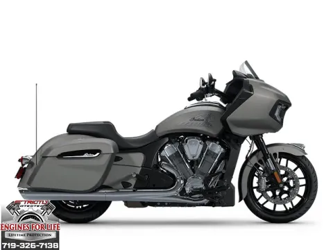 2025 Indian Motorcycle Challenger® Limited lic Black Metallic for