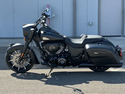 More photos of 2025 Indian Motorcycle Springfield ® Dark Horse® Black Smoke at Strictly Powersports, CO