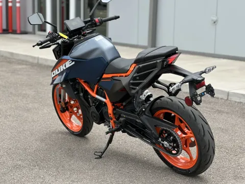 More photos of 2025 KTM 390 Duke at Strictly Powersports, CO