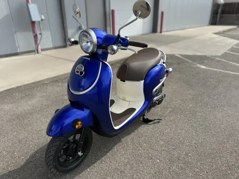 Another view of 2024 Honda Metropolitan for sale in Pueblo West, CO at Strictly Powersports