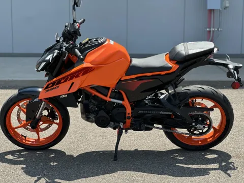 Another view of 2025 KTM 390 Duke for sale in Pueblo West, CO at Strictly Powersports