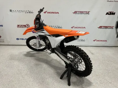 More photos of 2024 KTM 250 SX-F at Strictly Powersports, CO