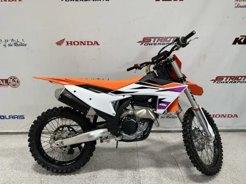 Photos of 2024 KTM 250 SX-F for sale in Pueblo West, CO at Strictly Powersports