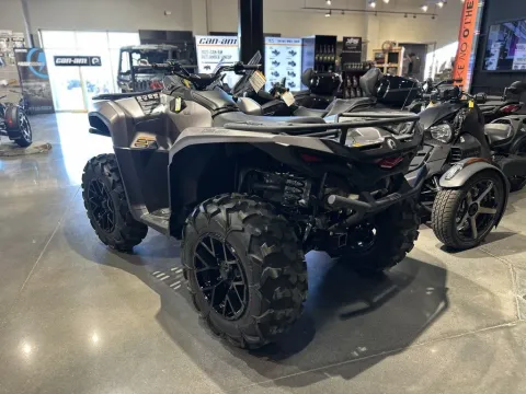 Another view of 2024 Can-Am Outlander XT 700 for sale in Pueblo West, CO at Strictly Powersports
