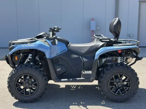More photos of 2025 Can-Am Outlander XT 700 at Strictly Powersports, CO