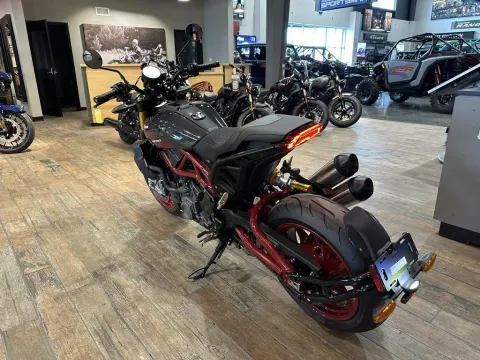 More photos of 2024 Indian Motorcycle FTR R Carbon Carbon Fiber at Strictly Powersports, CO