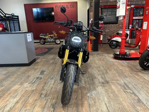 Photos of 2024 Indian Motorcycle FTR R Carbon Carbon Fiber for sale in Pueblo West, CO at Strictly Powersports