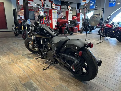 More photos of 2025 Indian Motorcycle Scout® Sixty Bobber Black Metallic at Strictly Powersports, CO