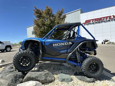 Another view of 2025 Honda Talon 1000R FOX Live Valve for sale in Pueblo West, CO at Strictly Powersports