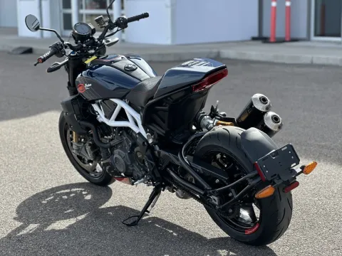 More photos of 2024 INDIAN FTR 100 R Carbon at Strictly Powersports, CO