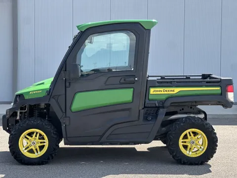 More photos of 2023 John Deere Gator XUV835R Signature at Strictly Powersports, CO