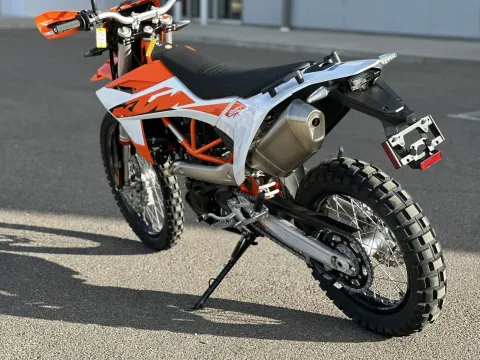 More photos of 2026 KTM 690 Enduro R at Strictly Powersports, CO