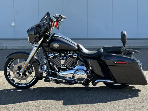 More photos of 2021 Harley-Davidson Touring Street Glide Special at Strictly Powersports, CO