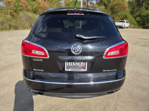 More photos of 2013 Buick Enclave Premium at Hixson Ford Leesville, LA