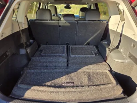 More photos of 2020 Volkswagen Tiguan SEL at Hixson Ford Leesville, LA