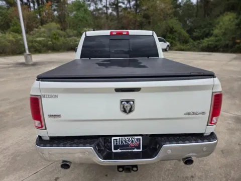 More photos of 2018 Ram 1500 Laramie at Hixson Ford Leesville, LA