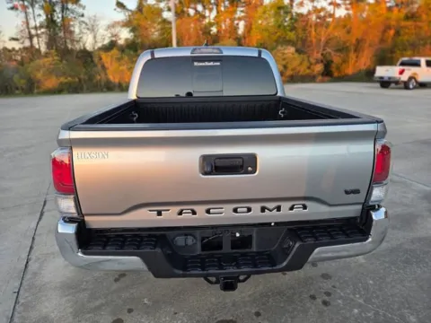 More photos of 2022 Toyota Tacoma TRD Off Road at Hixson Ford Leesville, LA