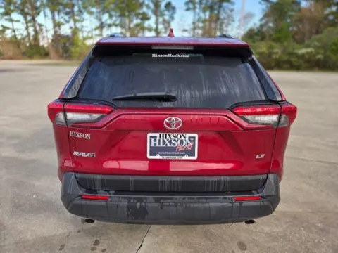 More photos of 2019 Toyota RAV4 LE at Hixson Ford Leesville, LA