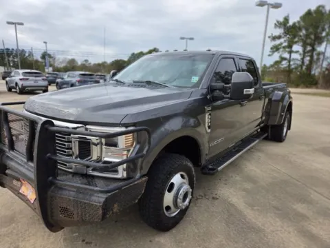 Gray 2020 Ford Super Duty F-350 DRW LARIAT for sale in Leesville, LA