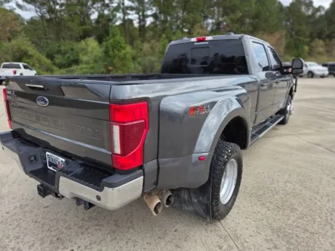 More photos of 2020 Ford Super Duty F-350 DRW LARIAT at Hixson Ford Leesville, LA