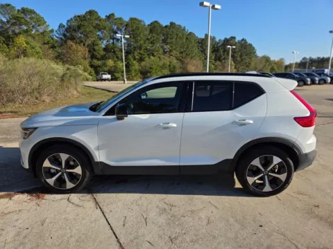 Photos of 2025 Volvo XC40 B5 Plus Dark Theme for sale in Leesville, LA at Hixson Ford Leesville