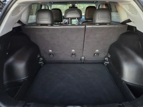 More photos of 2018 Jeep Compass Limited at Hixson Ford Leesville, LA