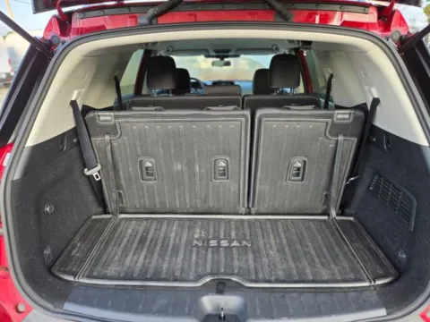 More photos of 2022 Nissan Pathfinder SV at Hixson Ford Leesville, LA