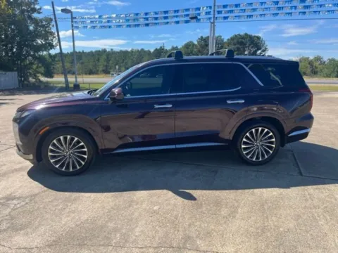 Photos of 2024 Hyundai Palisade Calligraphy for sale in Leesville, LA at Hixson Ford Leesville