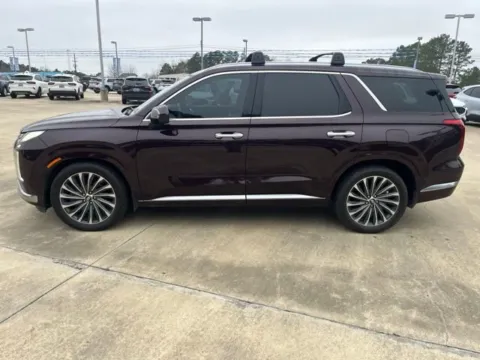 Photos of 2024 Hyundai Palisade Calligraphy for sale in Leesville, LA at Hixson Ford Leesville