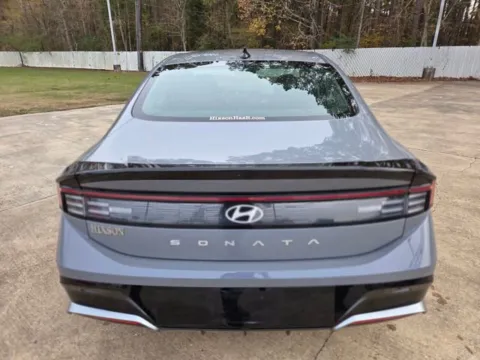 More photos of 2025 Hyundai Sonata SEL at Hixson Ford Leesville, LA