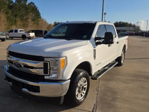 White 2017 Ford F-250SD XLT for sale in Leesville, LA
