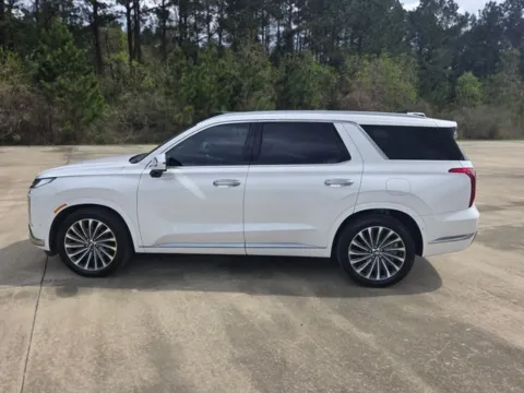 Photos of 2025 Hyundai Palisade Calligraphy for sale in Leesville, LA at Hixson Ford Leesville