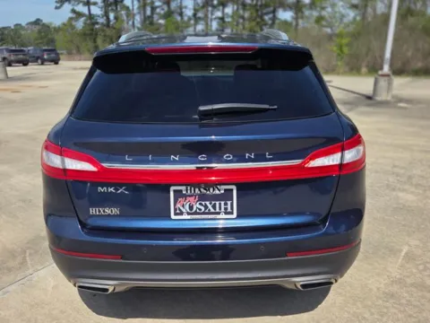 More photos of 2017 Lincoln MKX Reserve at Hixson Ford Leesville, LA
