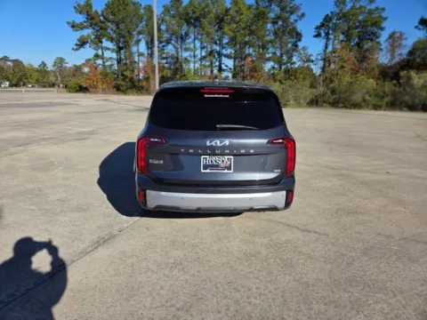 More photos of 2024 Kia Telluride LX at Hixson Ford Leesville, LA